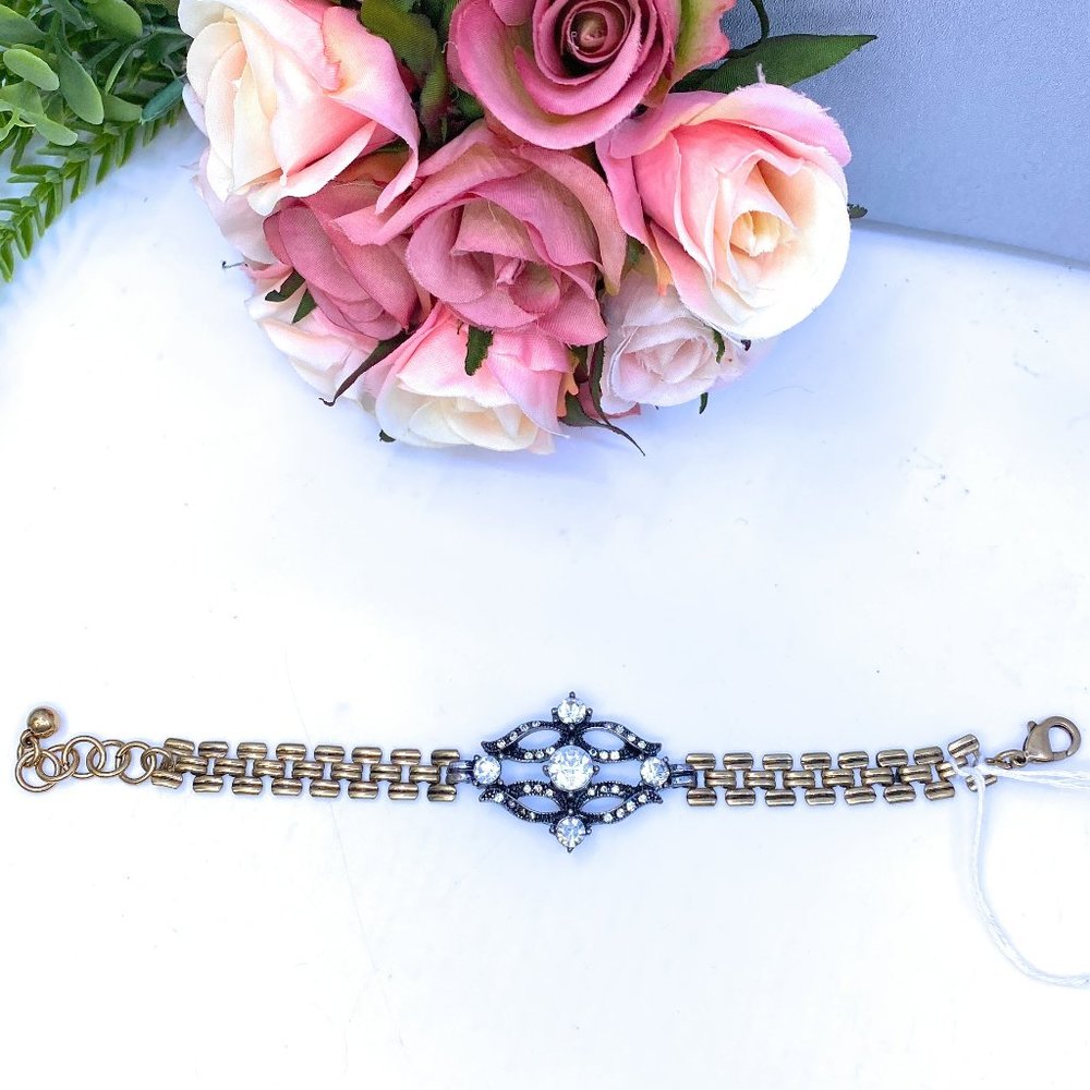 New rhinestone vintage look bracelet